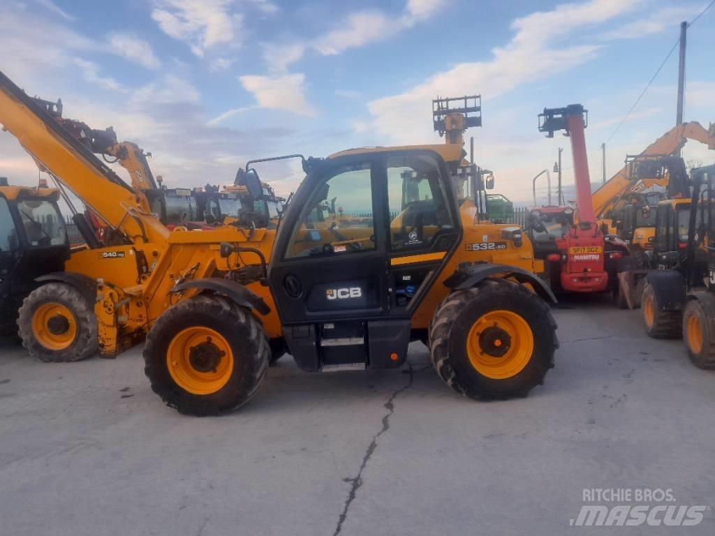 JCB 532-60 伸縮臂操作車
