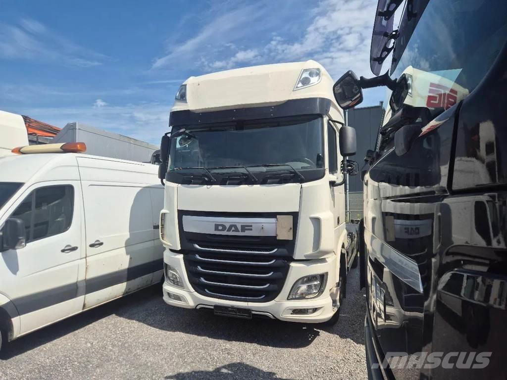 DAF XF 460 6x2 起重可拆卸式卡車