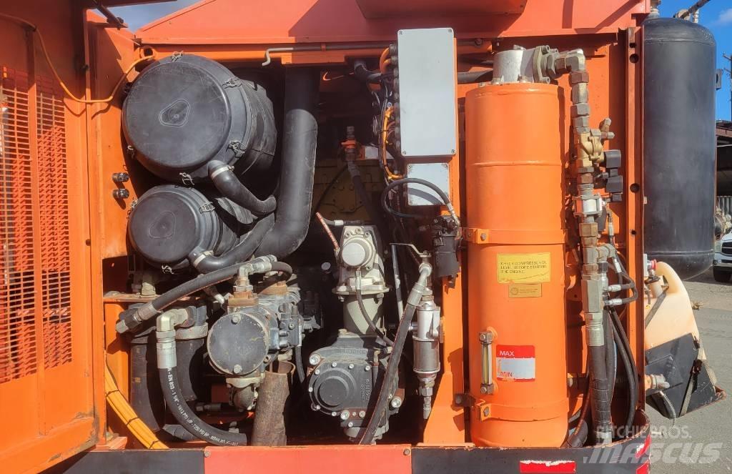 Sandvik DP 1500 鑽孔機