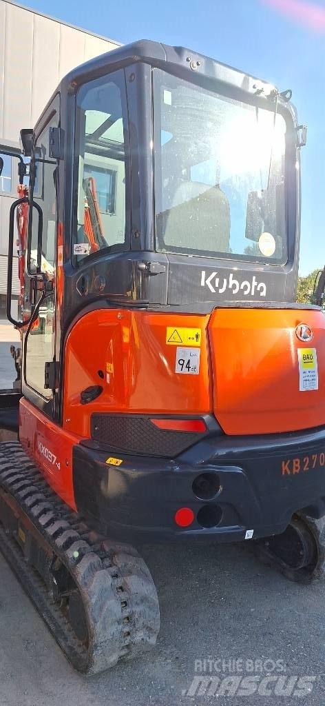 Kubota KX 037-4 小型挖土機/掘鑿機<7t(小型挖掘機)