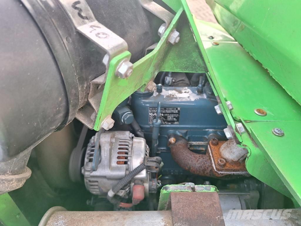 Avant 528TS 多功能裝載機