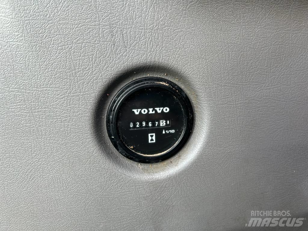 Volvo ECR58D 小型挖土機/掘鑿機<7t(小型挖掘機)