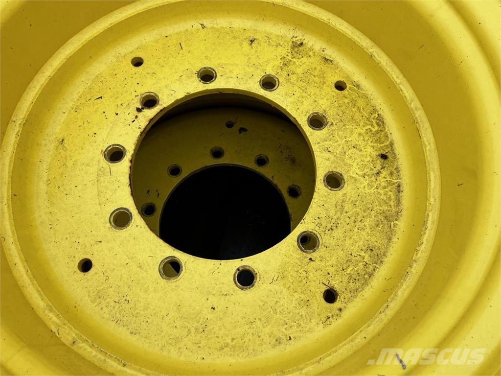 John Deere 15x28 輪胎、車輪和輪圈