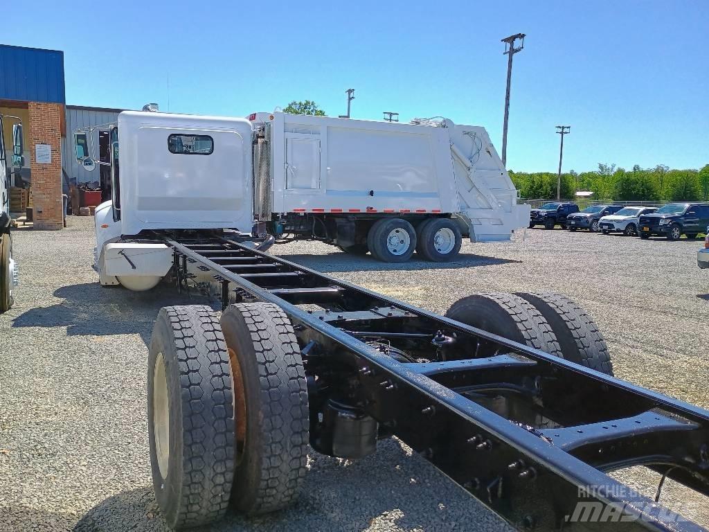Peterbilt 335 垃圾車