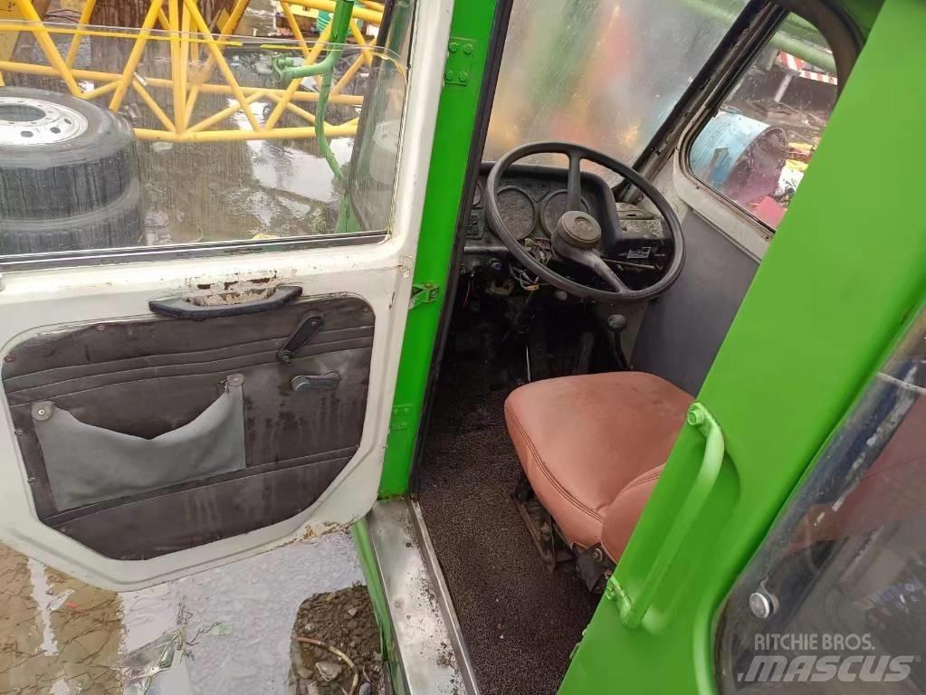 Kato NK 250 全路面起重機/吊車