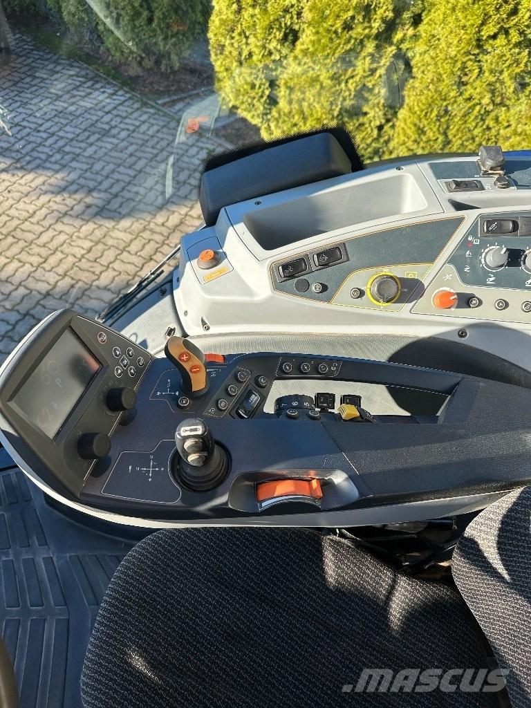 Valtra T234 VERSU 曳引機