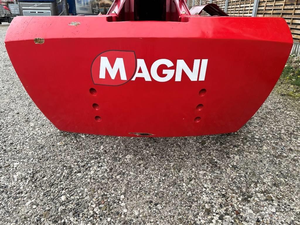 Magni DTBJ 30 RT 伸縮臂高空作業車