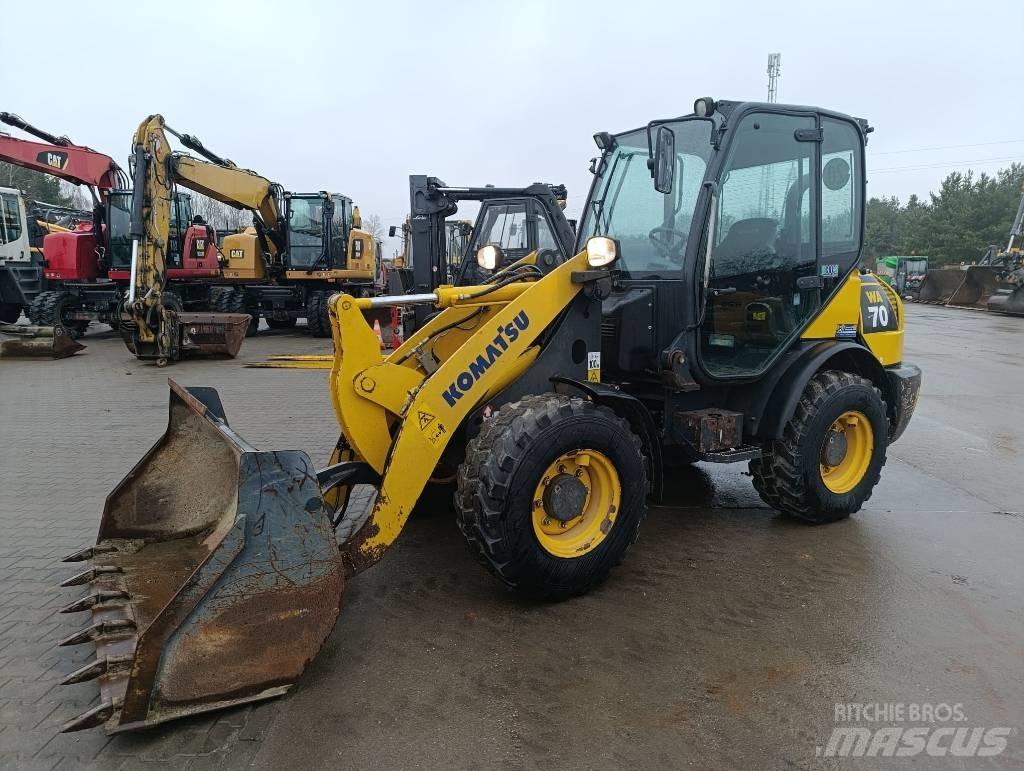 Komatsu WA70-7 輪胎式裝載機