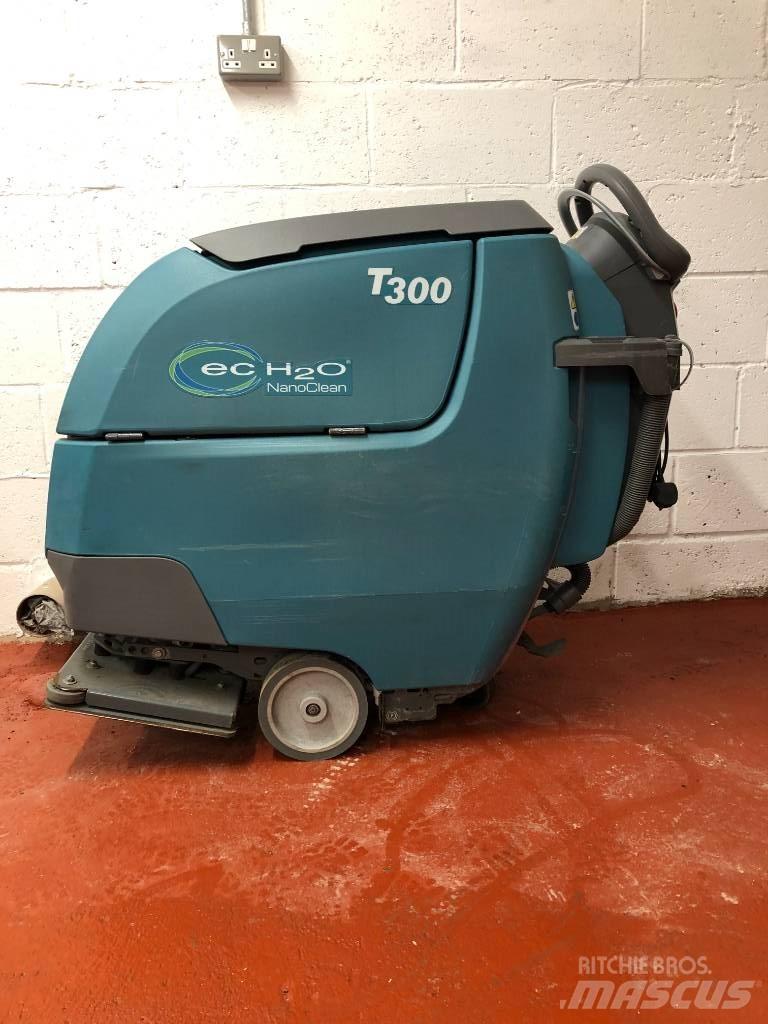 Tennant T300 洗地吸乾機