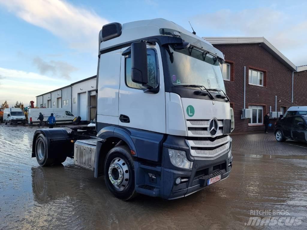 Mercedes-Benz Actros 曳引機組件