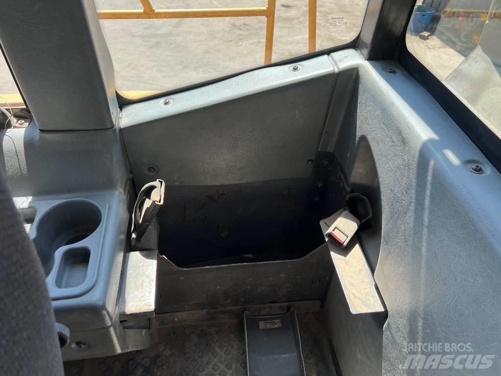 Volvo A40D 鉸接式起吊車