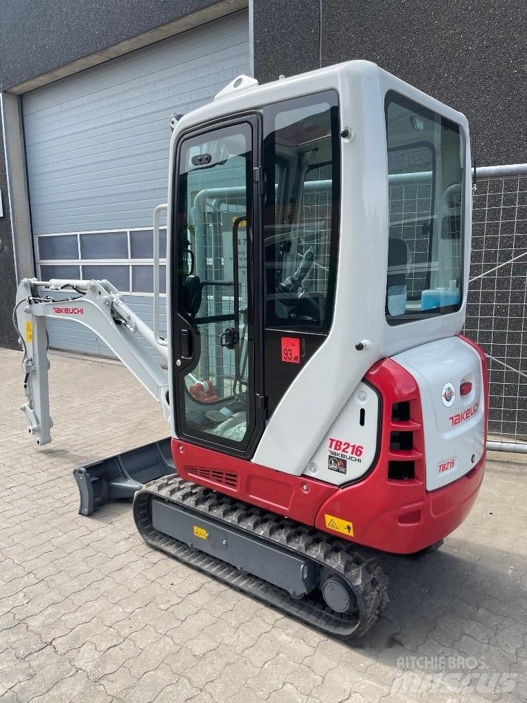 Takeuchi TB216 小型挖土機/掘鑿機<7t(小型挖掘機)