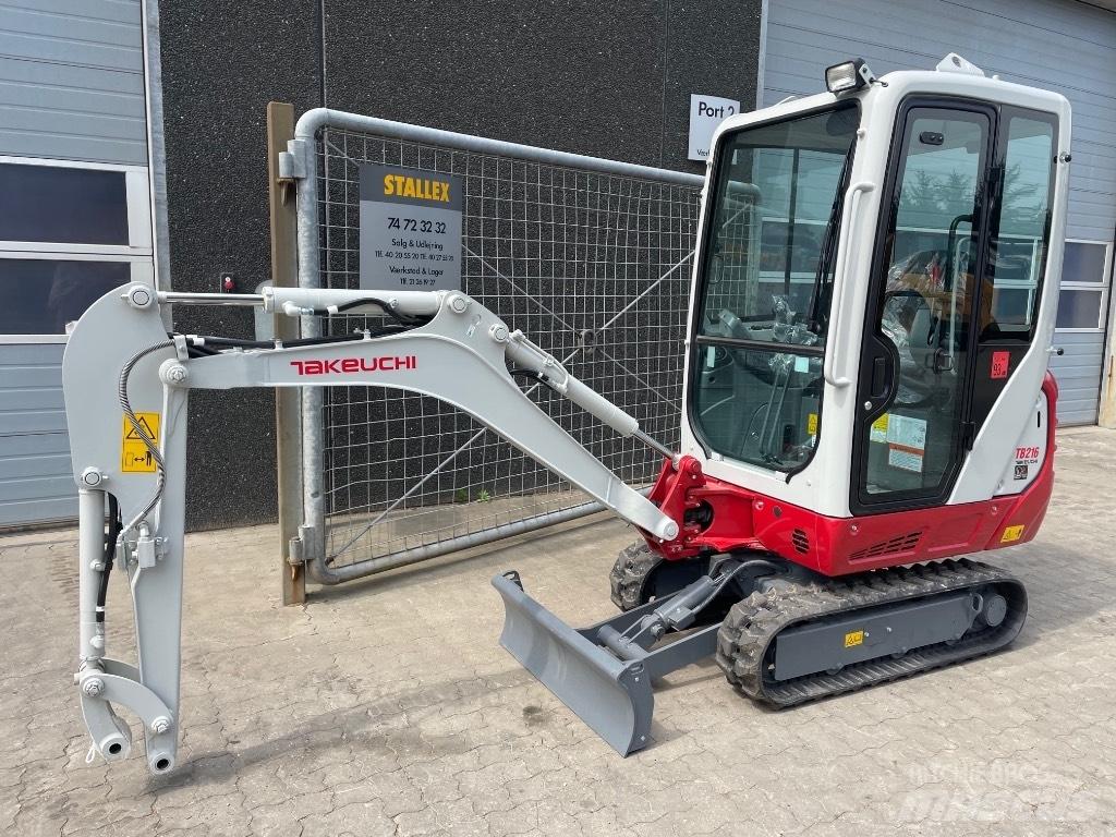 Takeuchi TB216 小型挖土機/掘鑿機<7t(小型挖掘機)