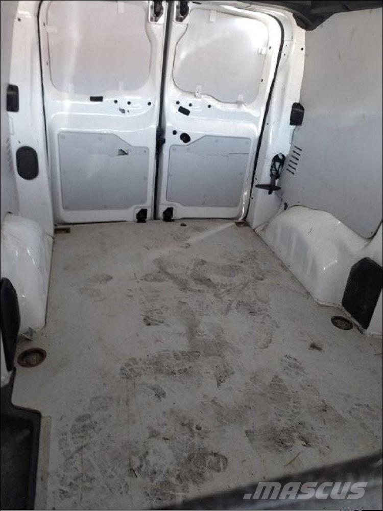 Citroën Jumpy 3 廂式貨物運輸車