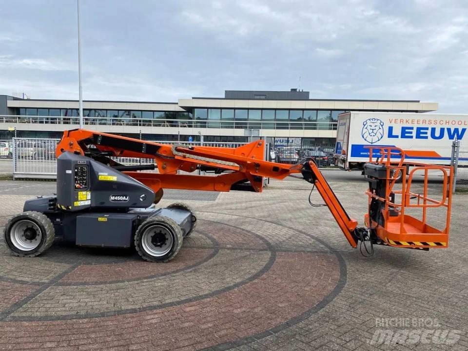 JLG M 450 AJ 曲臂高空作業車