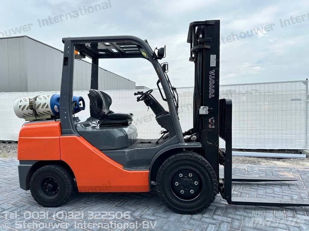 Toyota 02-8FGJF35 液化石油氣LPG卡車