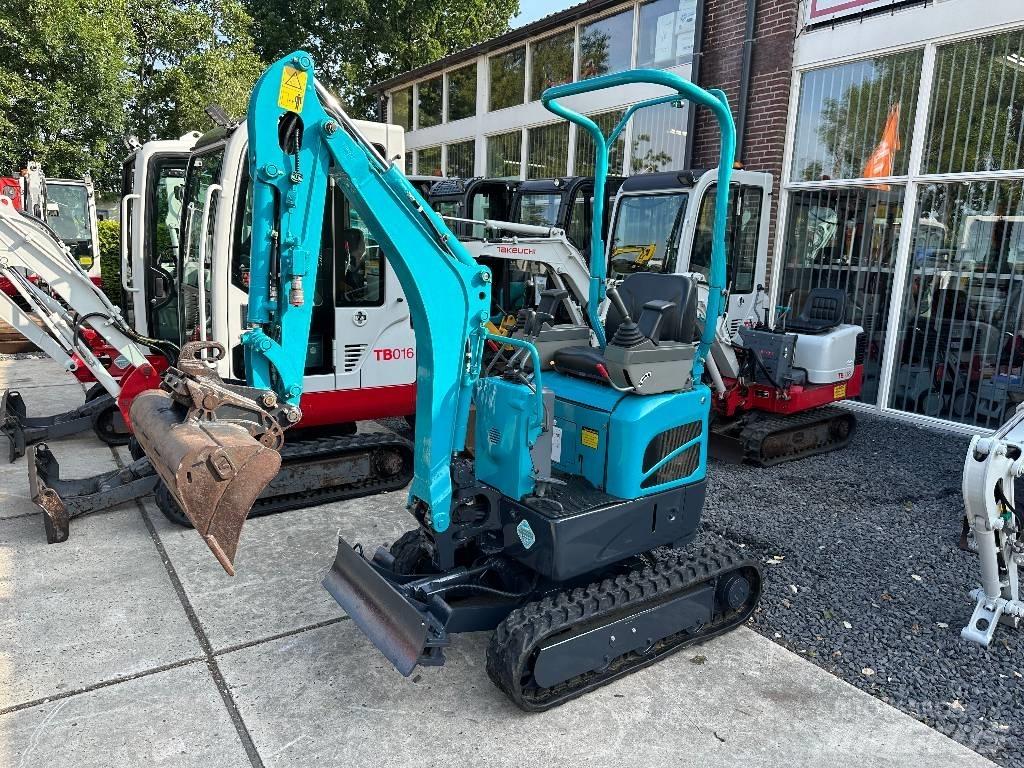 Takeuchi TB 210 小型挖土機/掘鑿機<7t(小型挖掘機)