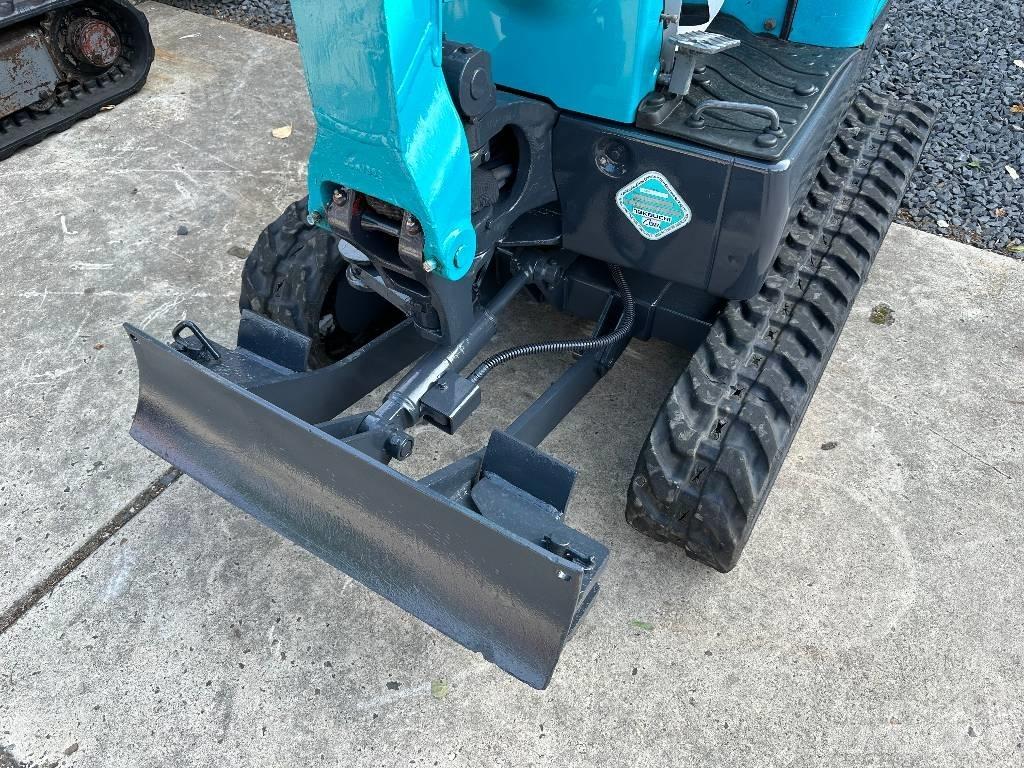 Takeuchi TB 210 小型挖土機/掘鑿機<7t(小型挖掘機)