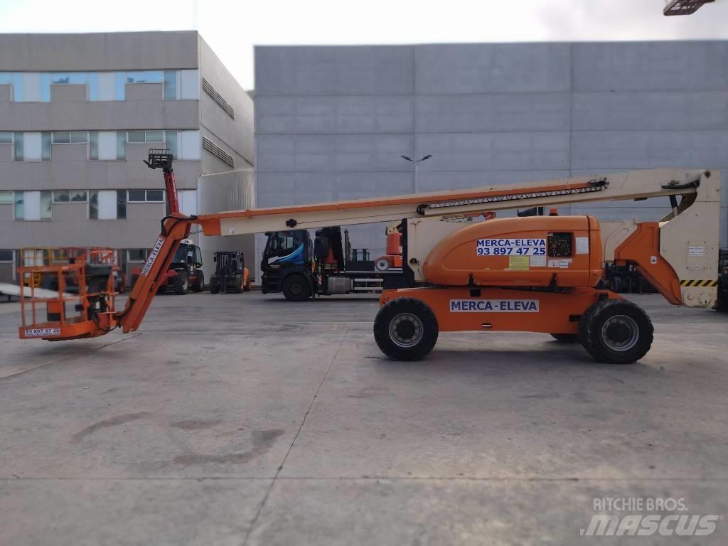 JLG 800 AJ 曲臂高空作業車