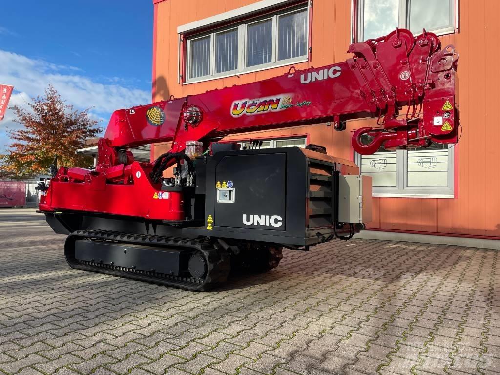 Unic URW-546 履帶式起重機