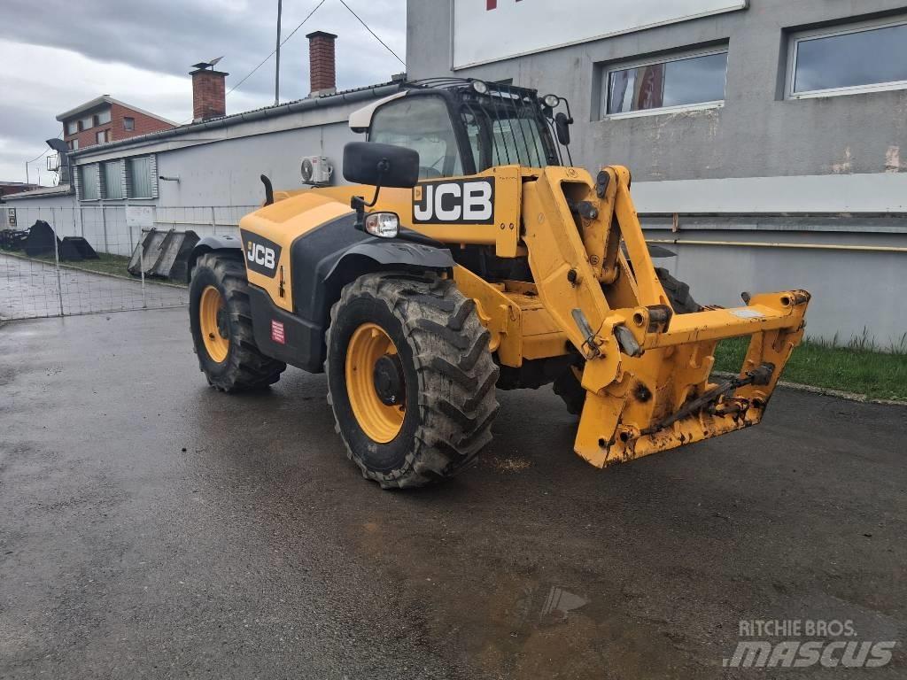 JCB 541-70 Agri Plus 農業用伸縮臂裝載機