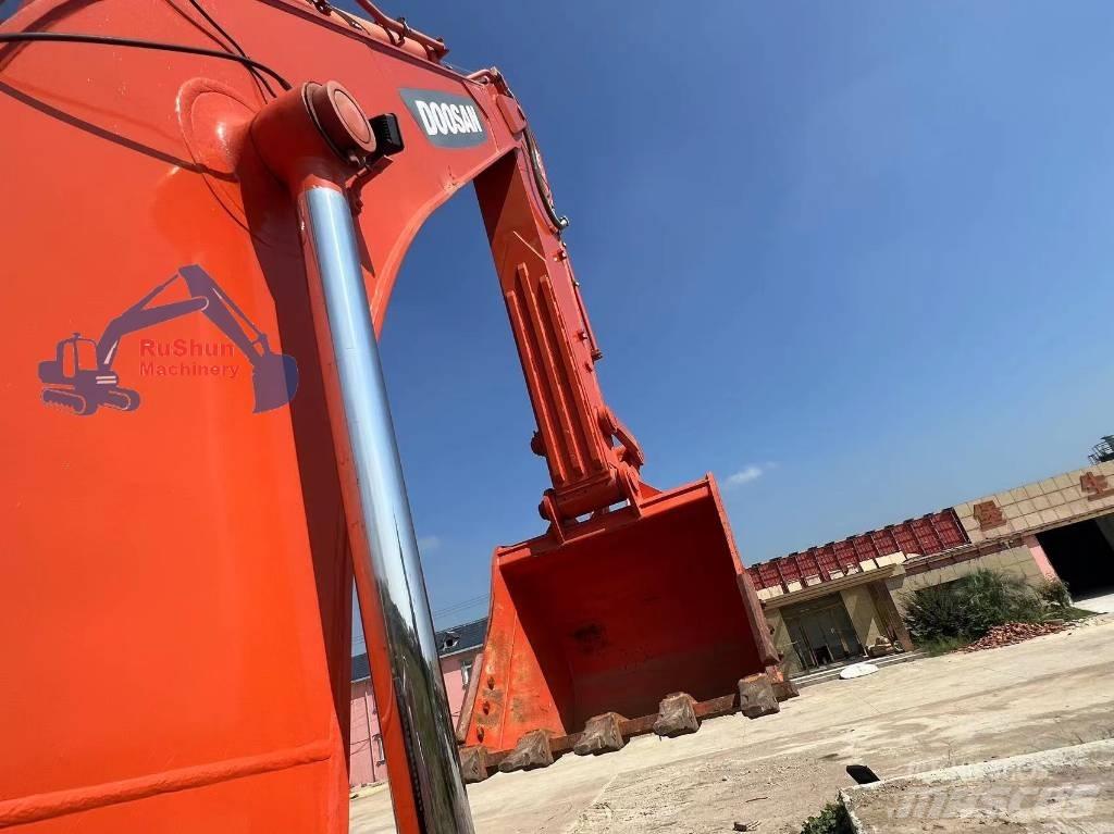 Doosan DH420 履帶式 挖土機/掘鑿機/挖掘機
