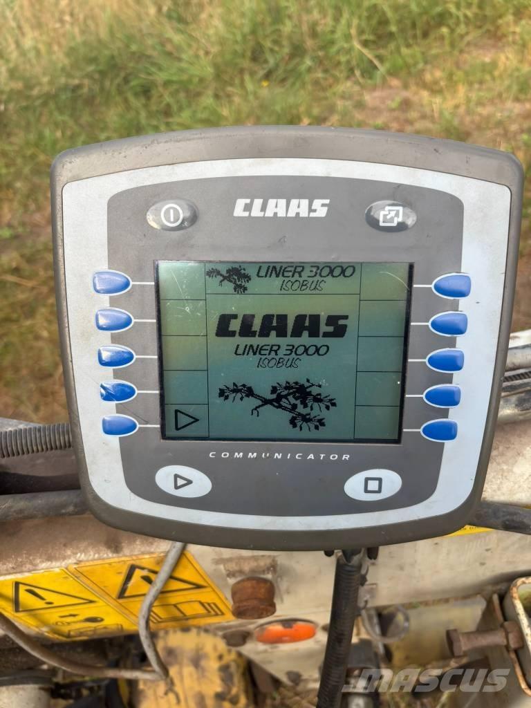 CLAAS Liner 3000 耙與翻草機