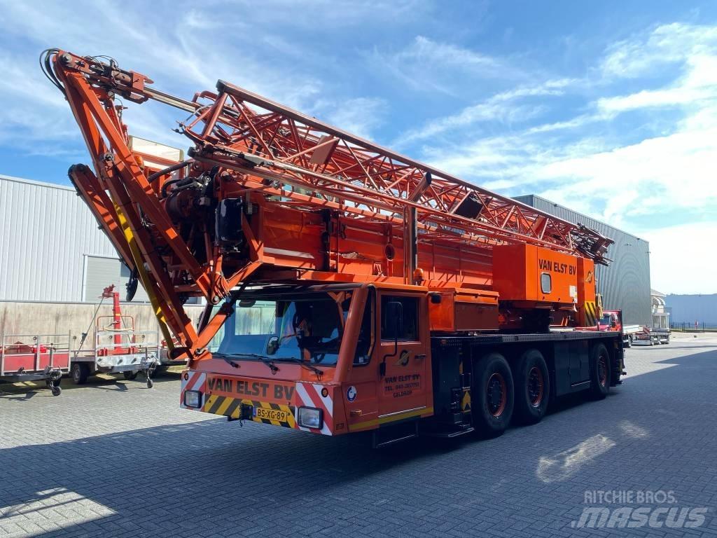 Spierings SK377 塔式起重機