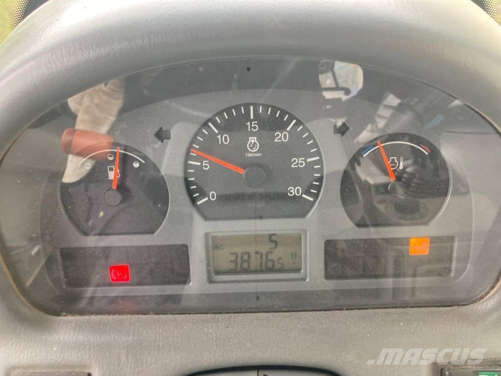 Valtra T 131 曳引機