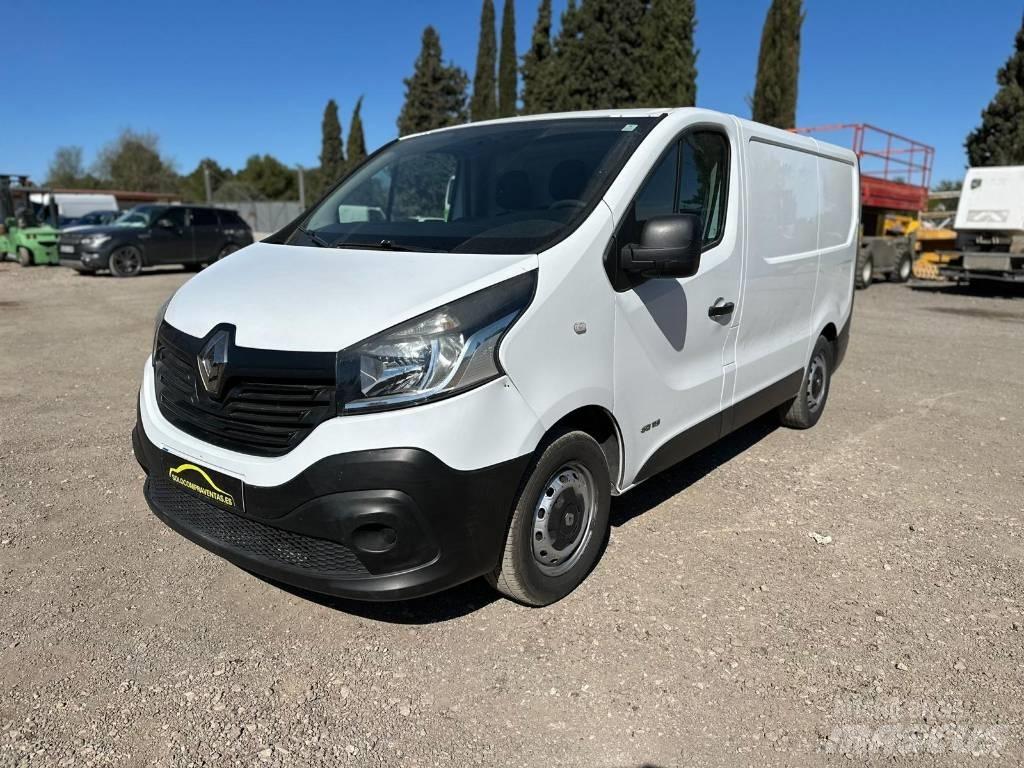 Renault Trafic 廂式貨物運輸車