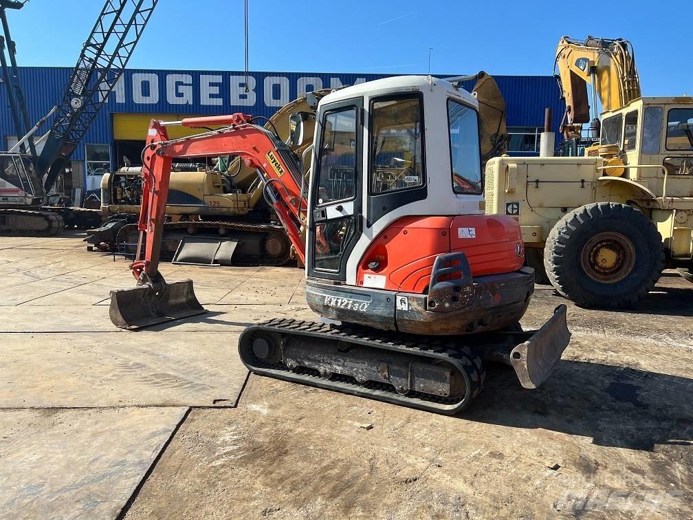 Kubota KX 121-3 小型挖土機/掘鑿機<7t(小型挖掘機)