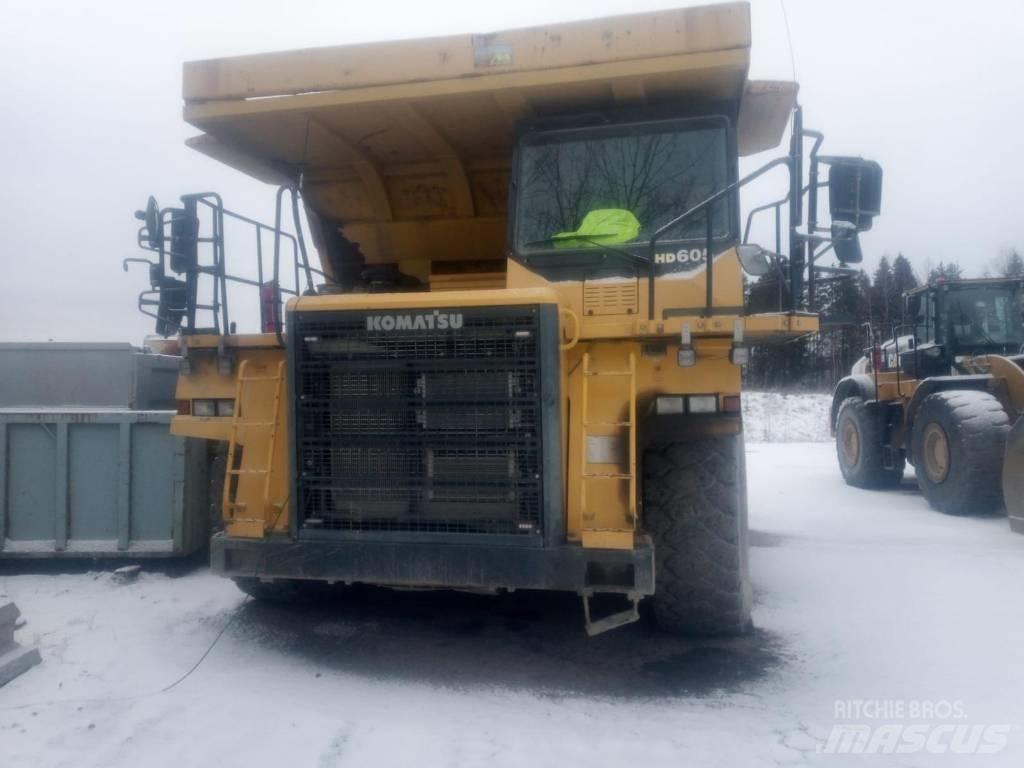 Komatsu HD605-7 剛性傾卸卡車