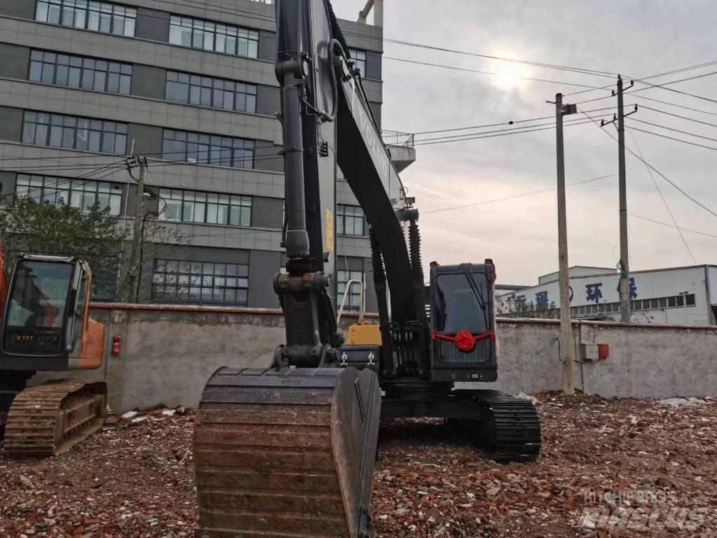 Volvo EC 210 履帶式 挖土機/掘鑿機/挖掘機