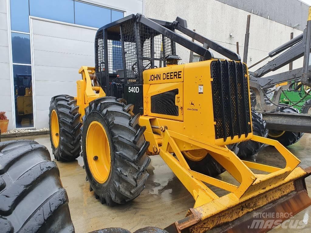 John Deere 540 D 集材機