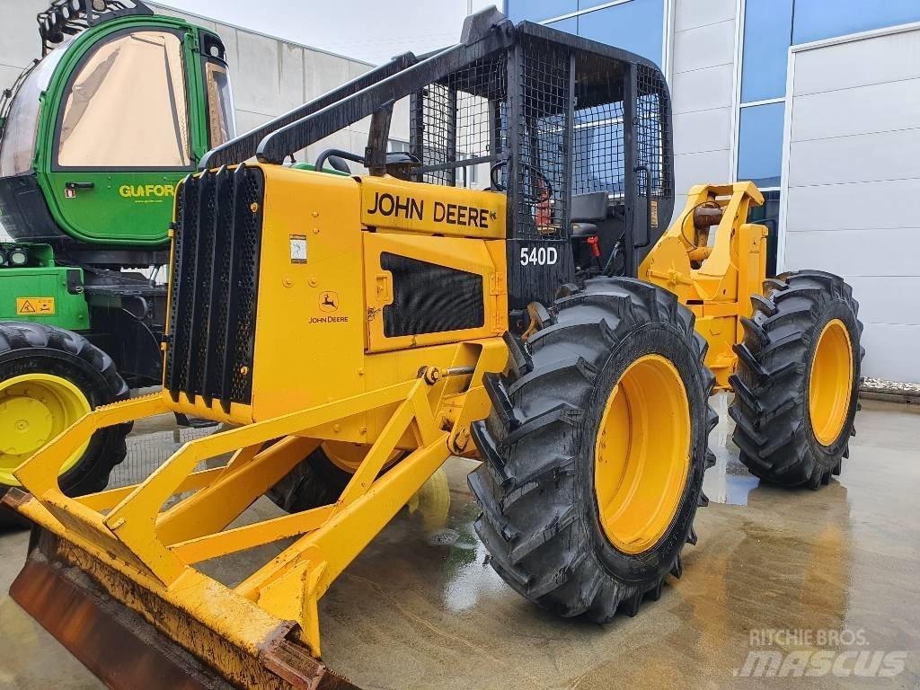 John Deere 540 D 集材機