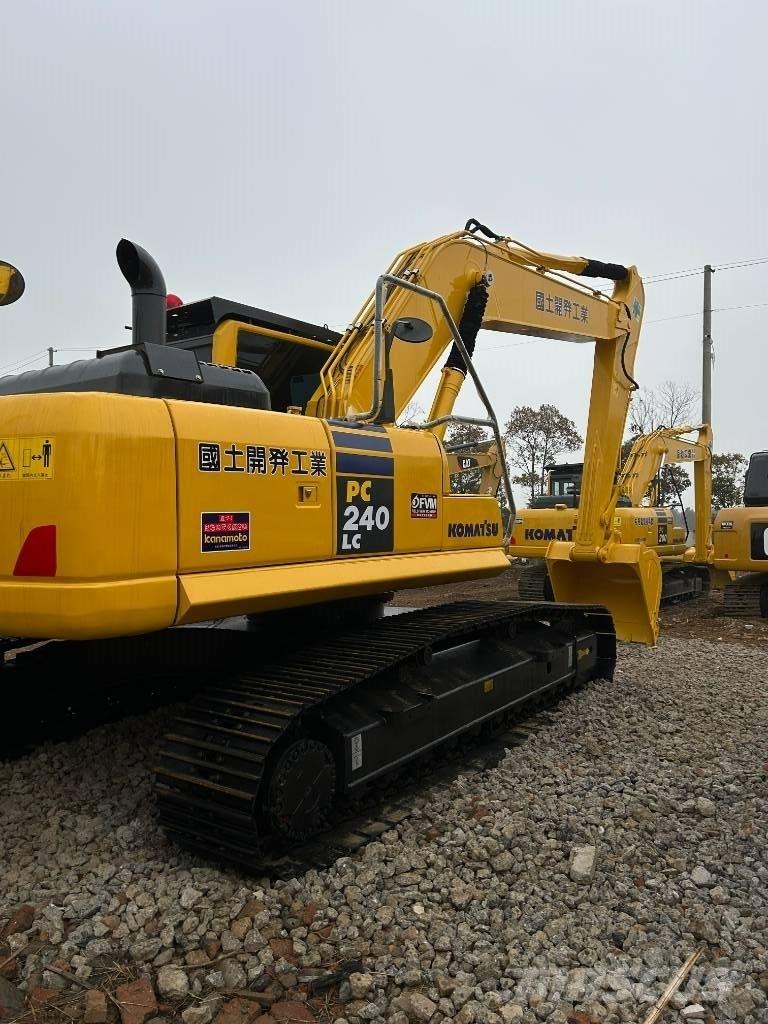 Komatsu 240-8 履帶式 挖土機/掘鑿機/挖掘機