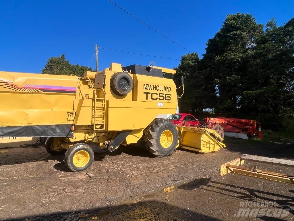 New Holland Tc56h 聯合收穫機
