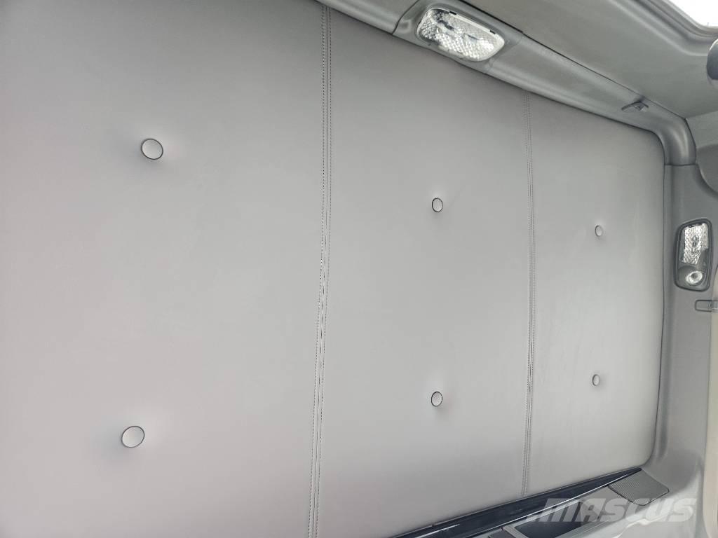 Kenworth T 800 曳引機組件