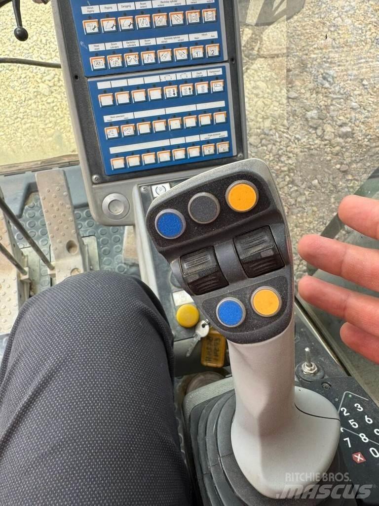 Bauer BG 24 H 重型鑽孔機
