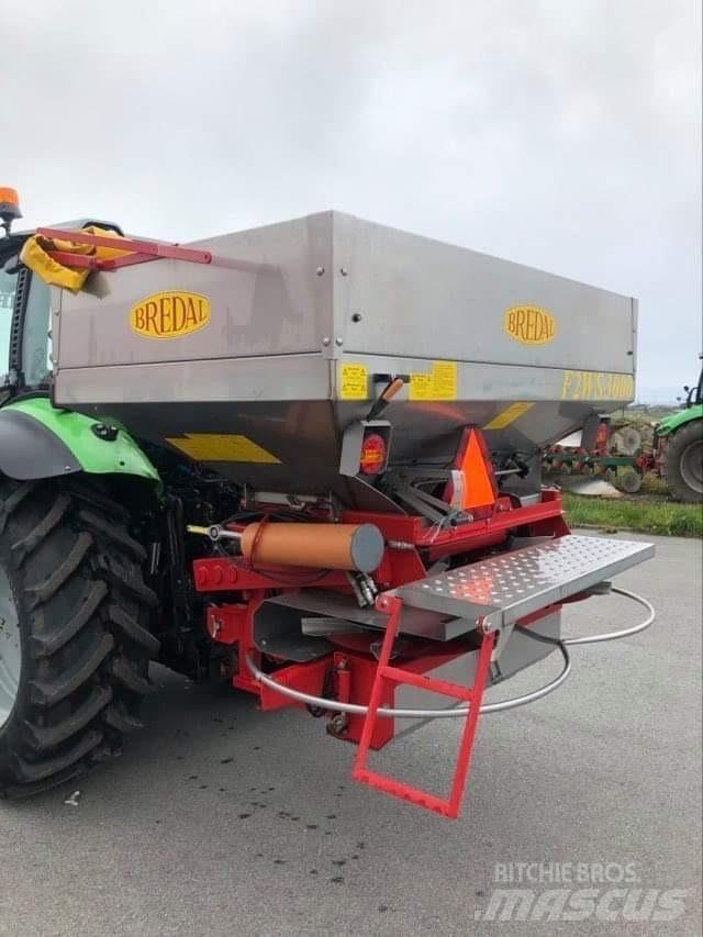 Bredal F2 WS 3000 礦物撒布機