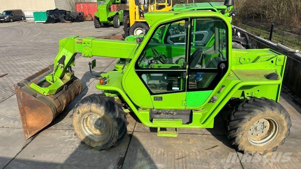 Merlo P36.7PLUS 伸縮臂操作車