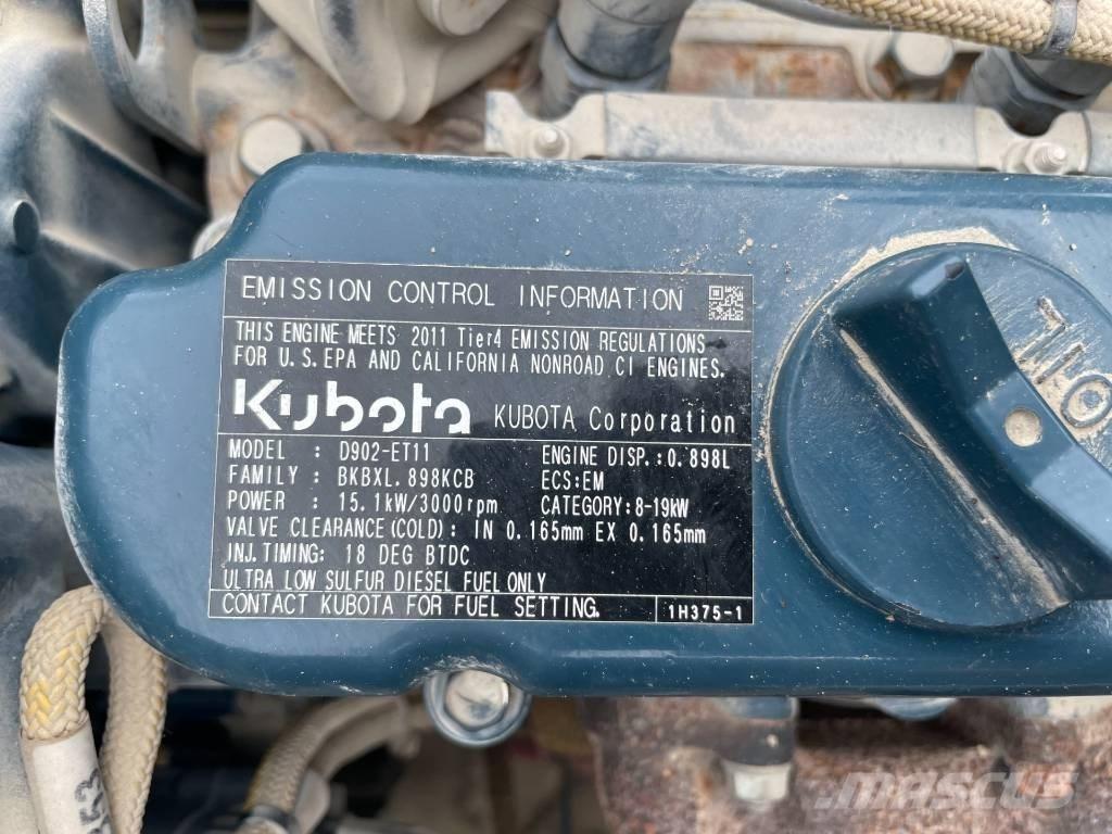 Bomag BW 90 AD-5 雙輪滾壓機