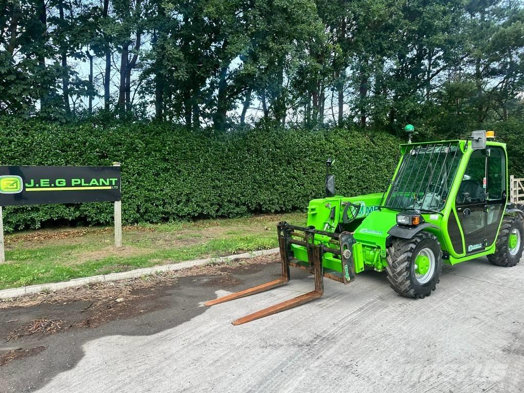 Merlo P 25.6 伸縮臂操作車