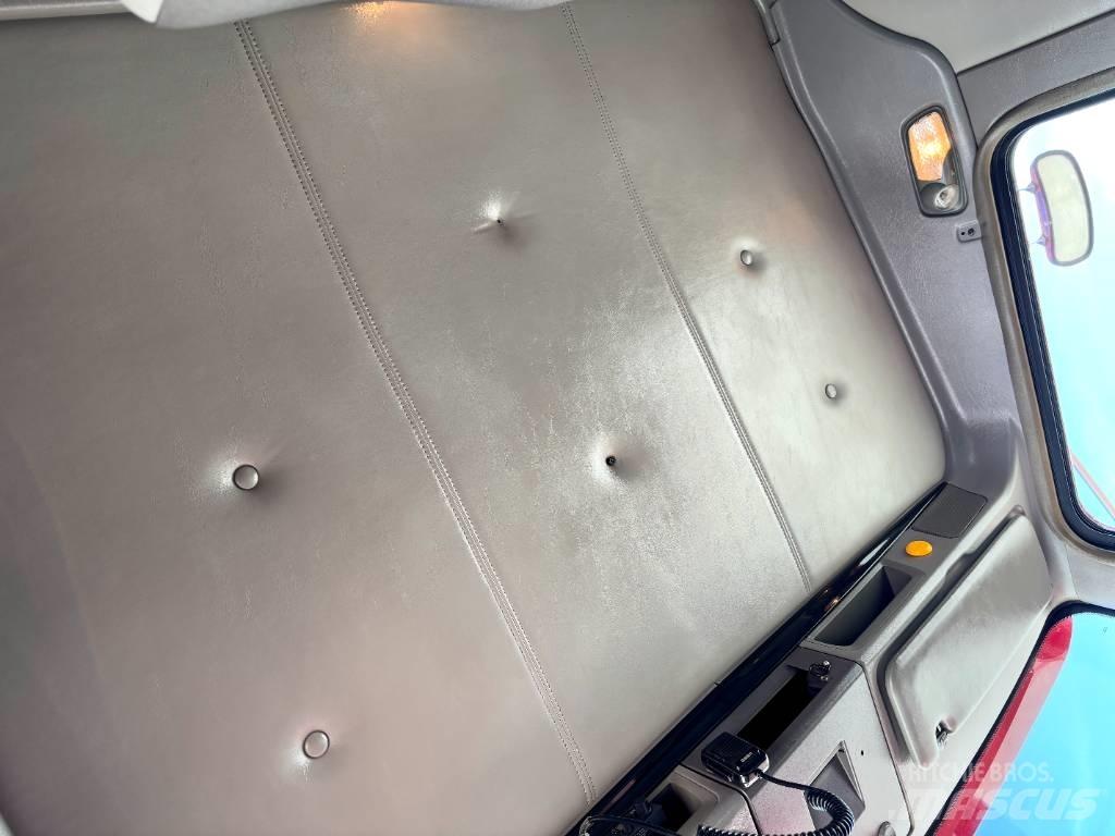 Kenworth T 800 曳引機組件