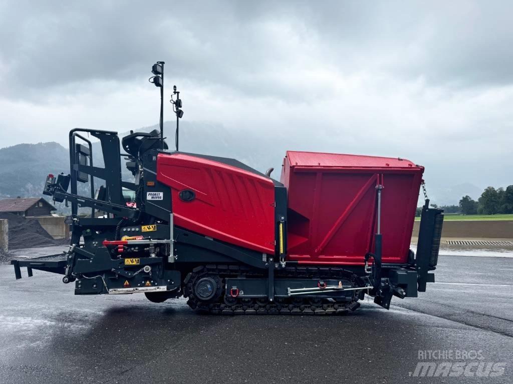 Bomag BF200C-2 瀝青攤舖機/鋪路機