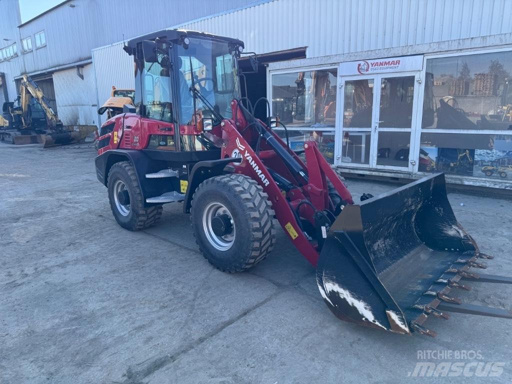 Yanmar V80 (02189) 輪胎式裝載機