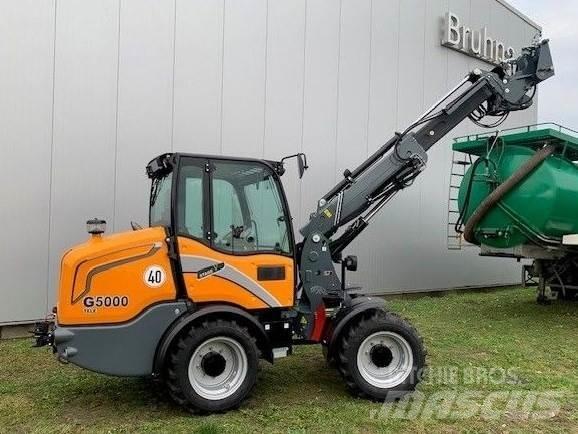 GiANT G5000 Tele 輪胎式裝載機