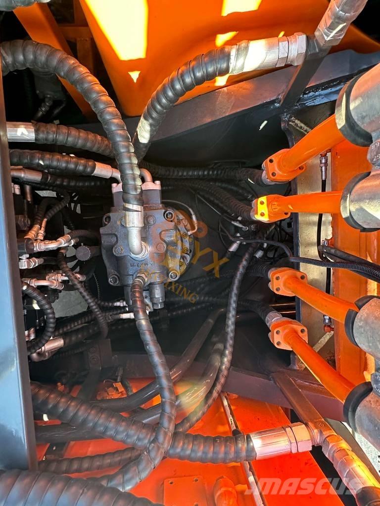 Doosan DX 225 LCA 履帶式 挖土機/掘鑿機/挖掘機