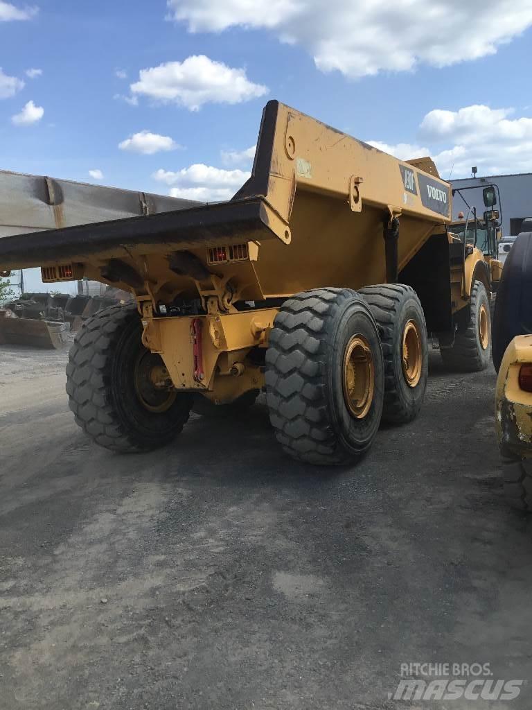 Volvo A 30 F 鉸接式起吊車