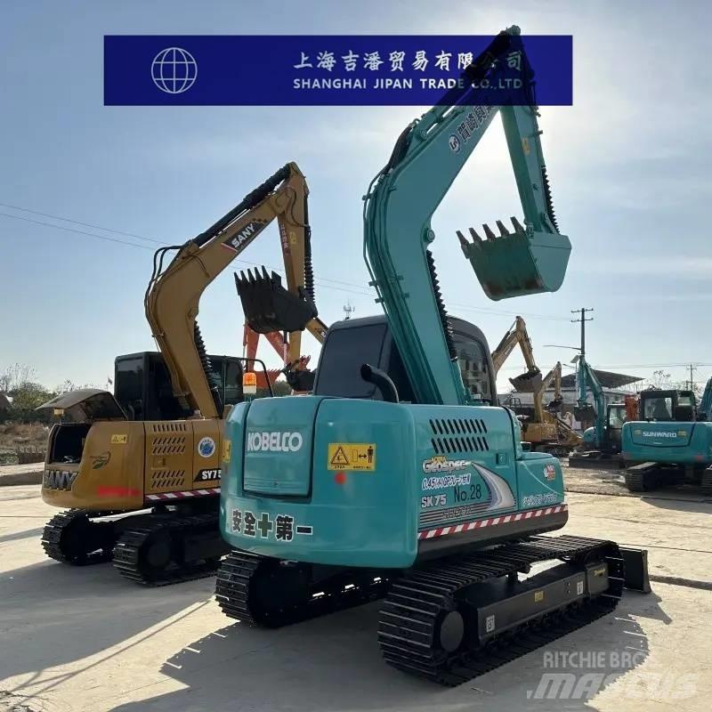 Kobelco SK 75 小型挖土機/掘鑿機<7t(小型挖掘機)